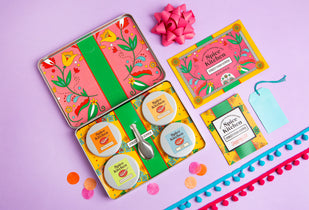 Spice kit with colorful packaging on a purple background