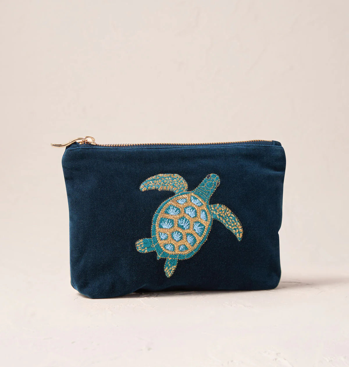 Marine-navy-pouch-with-embrodiered-turtle